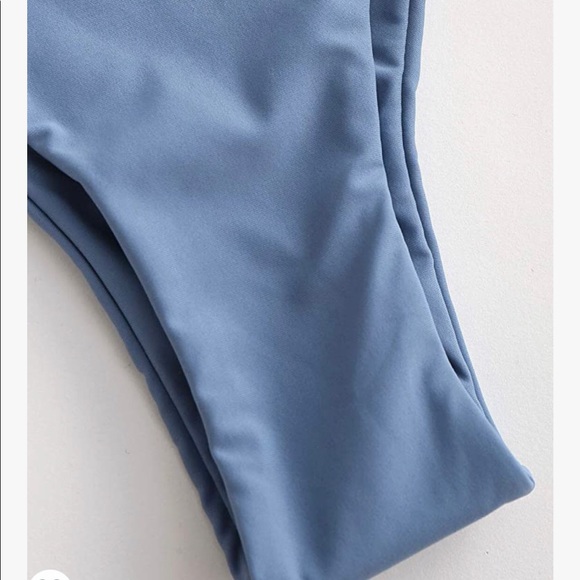 ZAFUL bunDle of 2! High Cut Scoop Bikini Sets - Picture 4 of 9